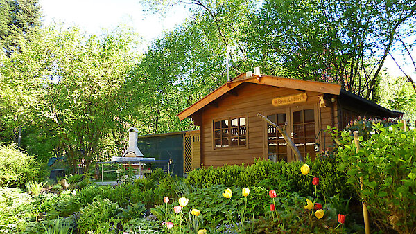 Gartenhaus für zünftige Stunden - Pension in Drachselsried